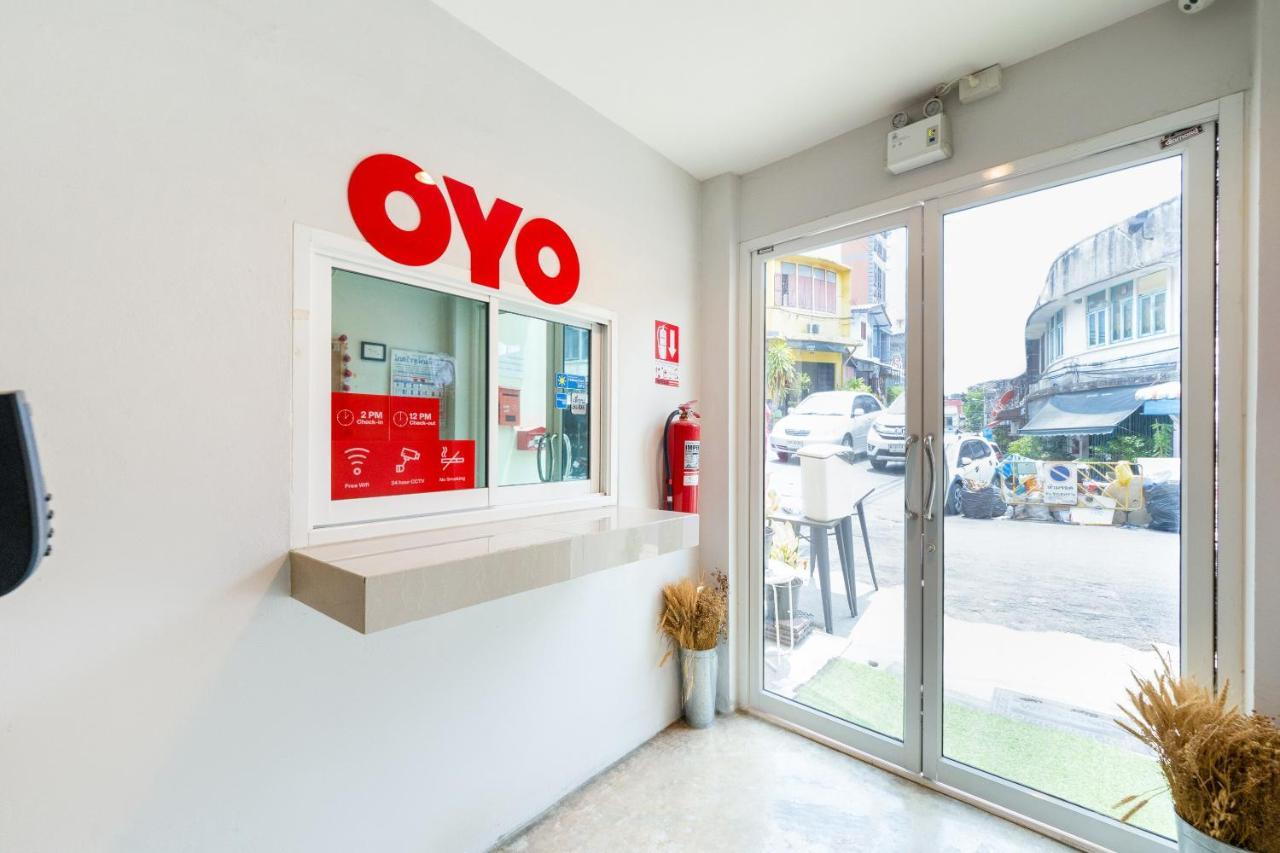Oyo 969 Lida 1946 Hostel Банкок Екстериор снимка